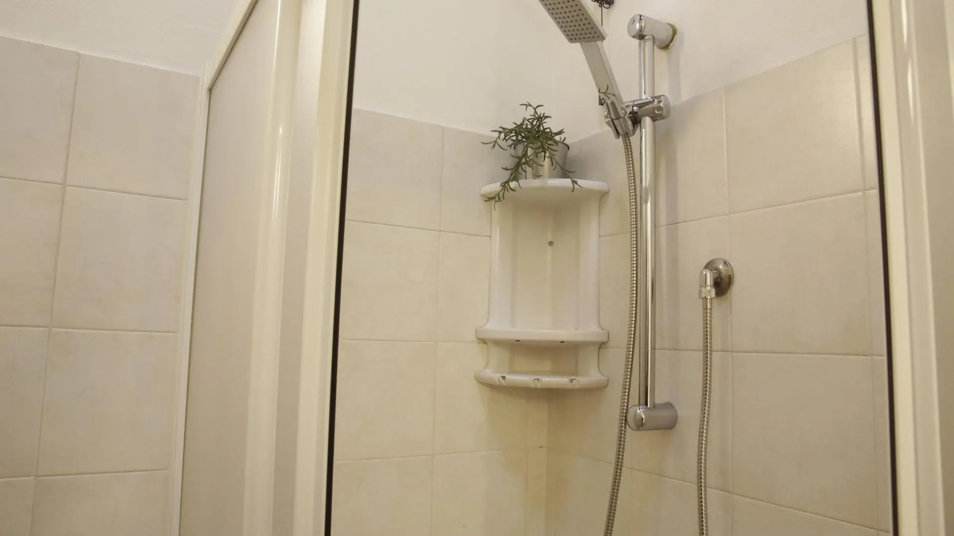 Midnight Blues For 3 People Near The Airport Apartment Azzano San Paolo