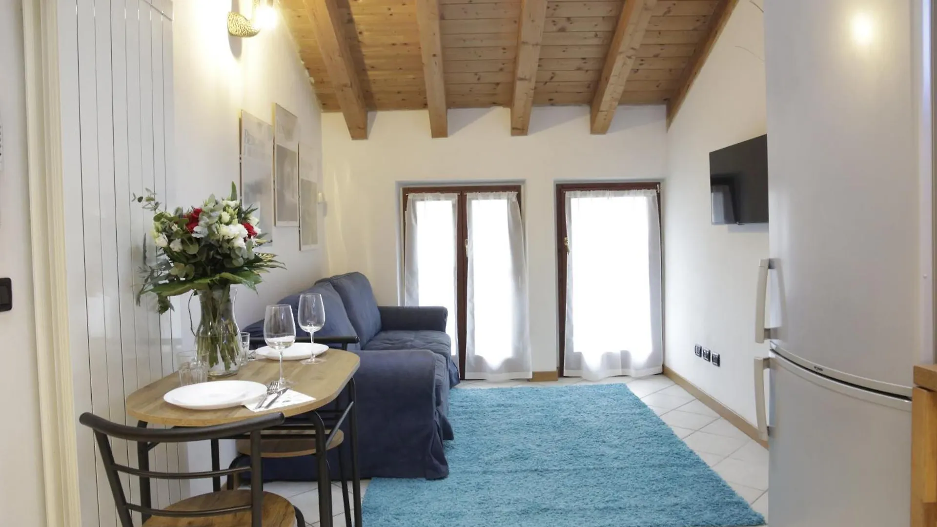 Midnight Blues For 3 People Near The Airport Apartment Azzano San Paolo 0*,